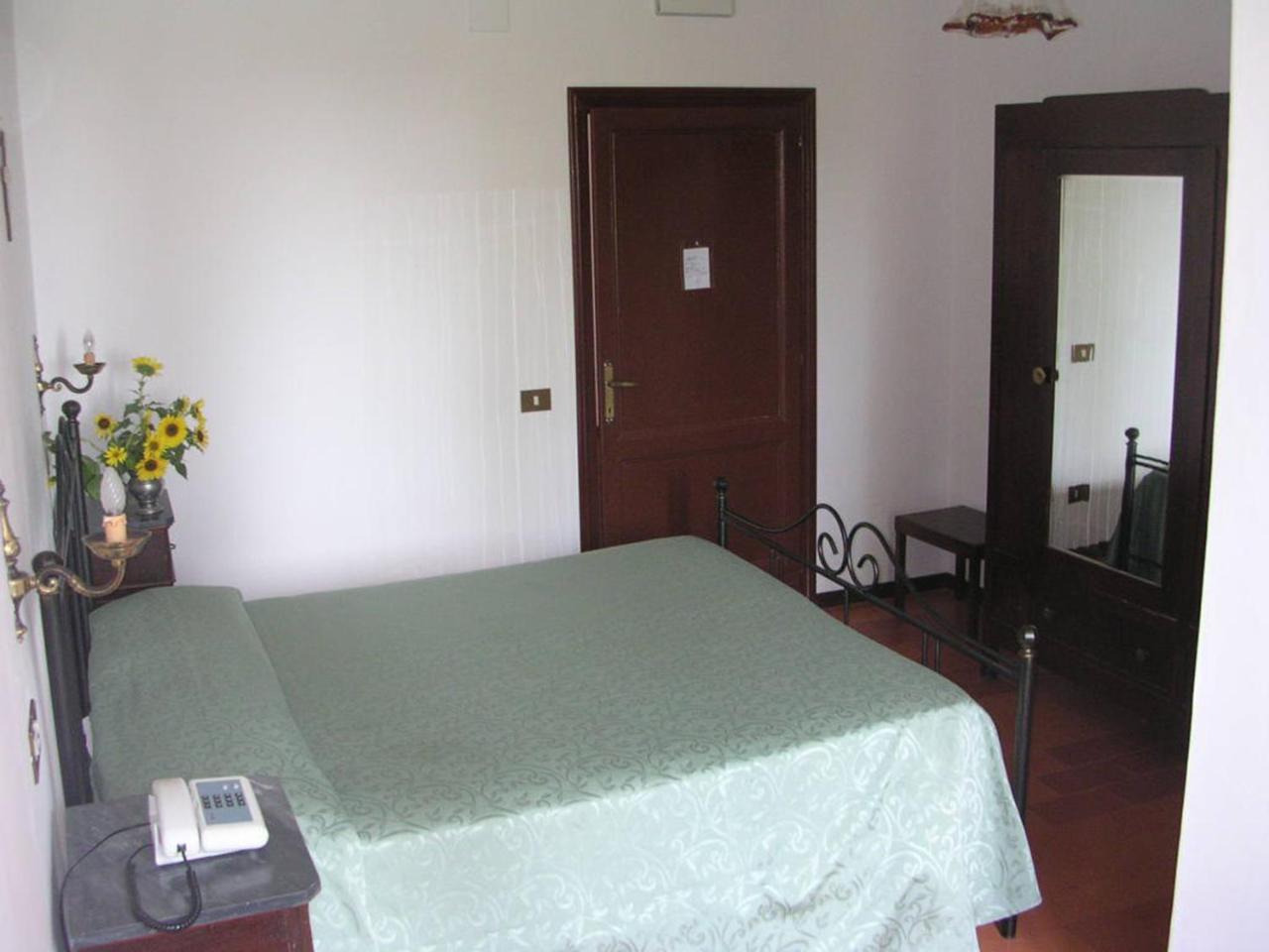Hotel La Quiete Assisi Luaran gambar